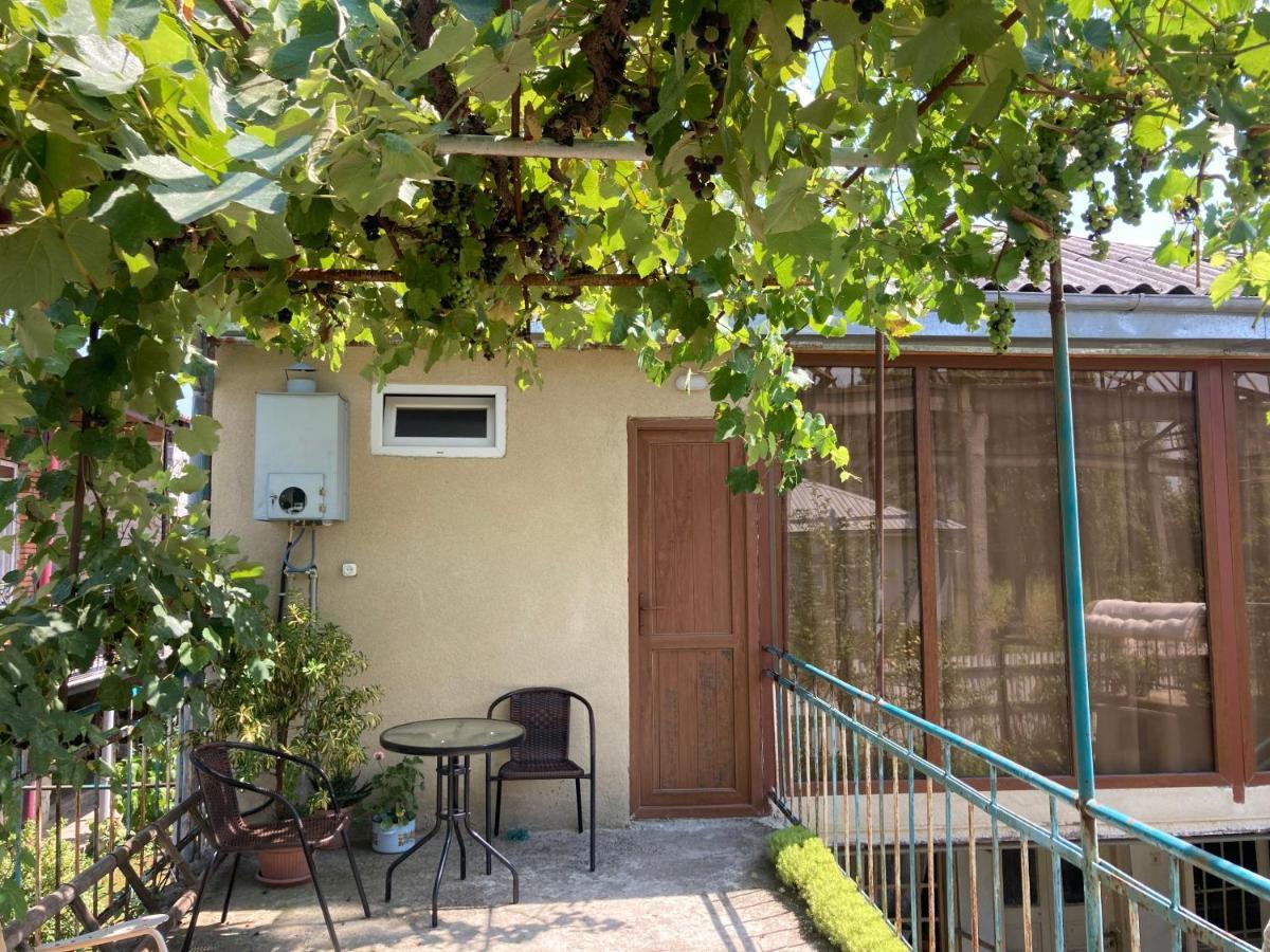 4 Brothers Kutaisi Exterior photo
